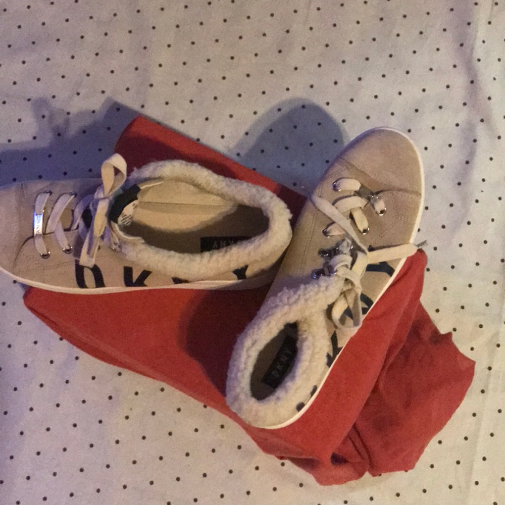 DKNY platform snickers